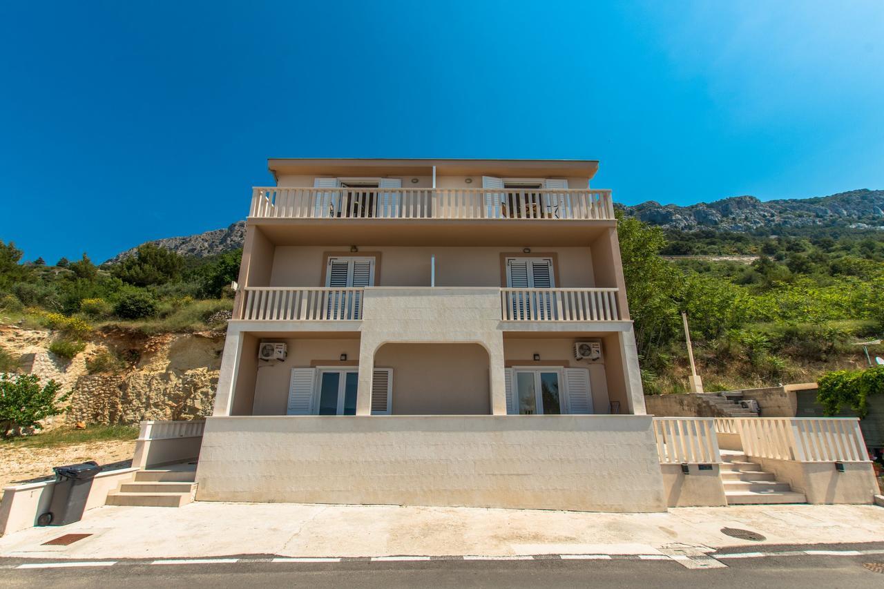 Matko'S Oasis Apartments Brela Ngoại thất bức ảnh