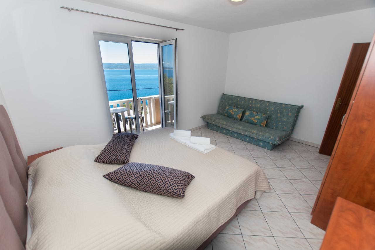 Matko'S Oasis Apartments Brela Ngoại thất bức ảnh