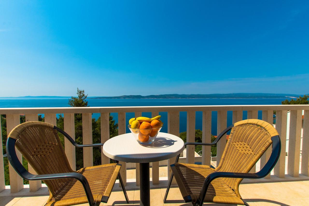 Matko'S Oasis Apartments Brela Ngoại thất bức ảnh
